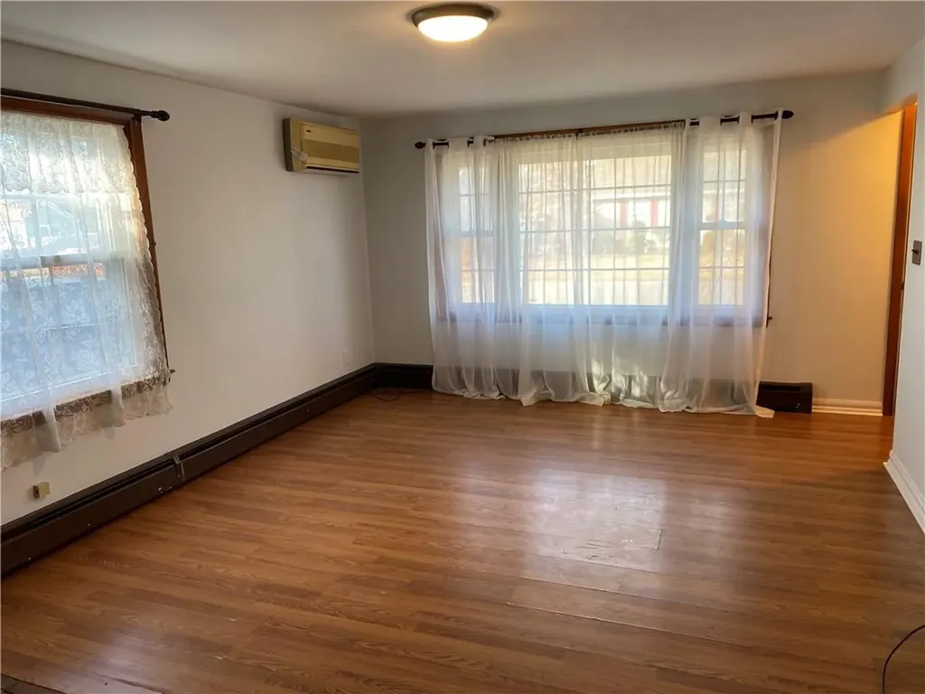27 Galant Drive Warwick RI 02886