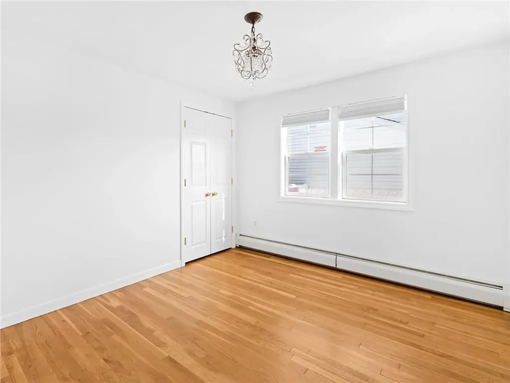 33 Hollins Drive Cranston RI 02920