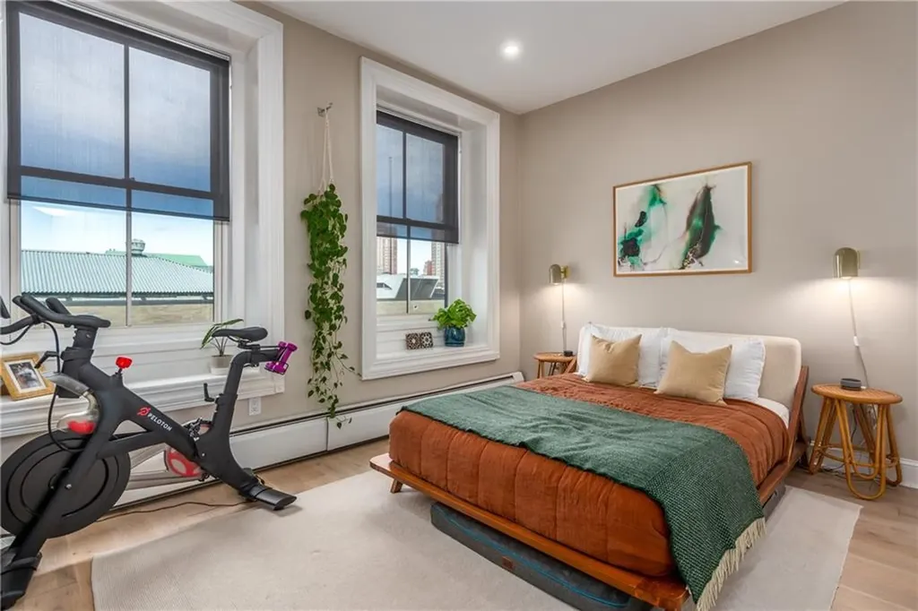 385 Westminster Street Providence RI 02903