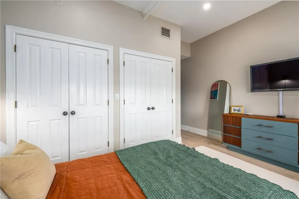 385 Westminster Street Providence RI 02903