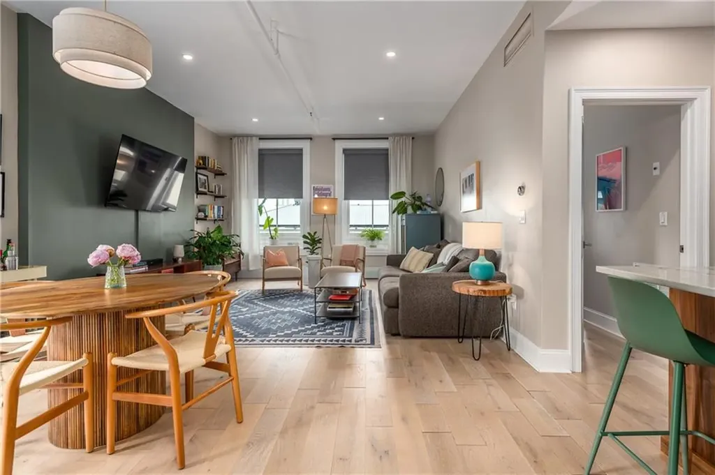 385 Westminster Street Providence RI 02903