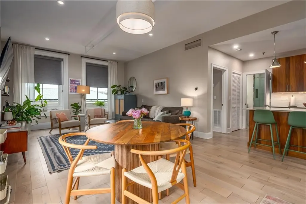 385 Westminster Street Providence RI 02903