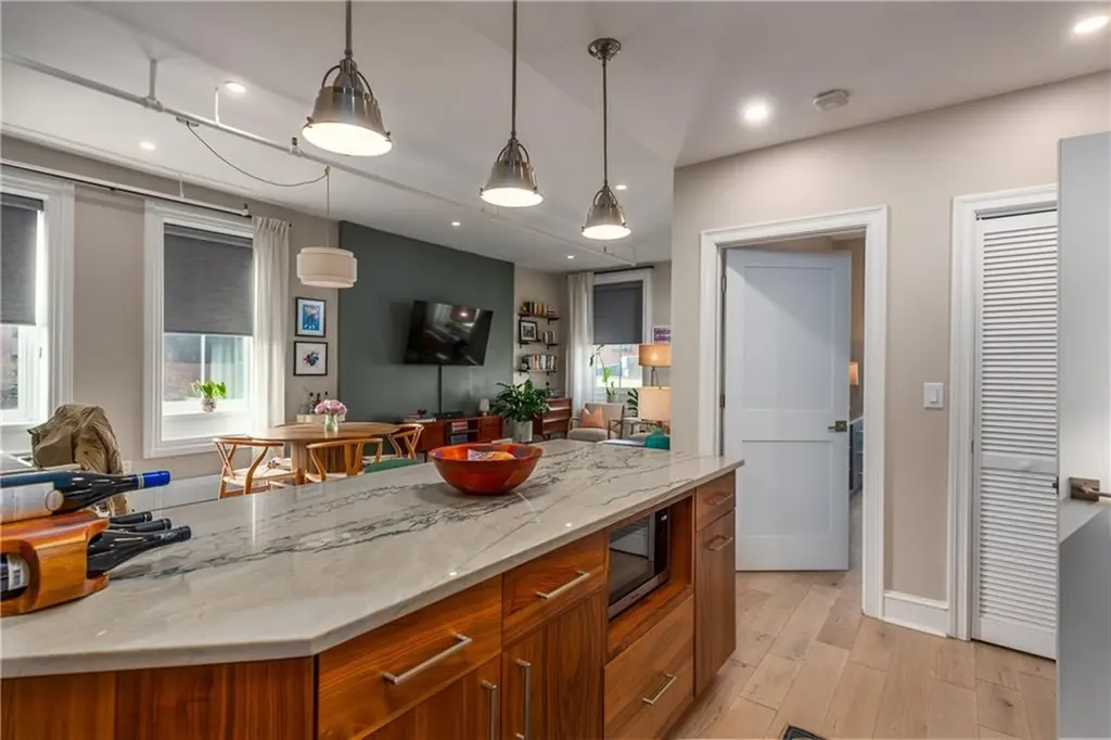 385 Westminster Street Providence RI 02903