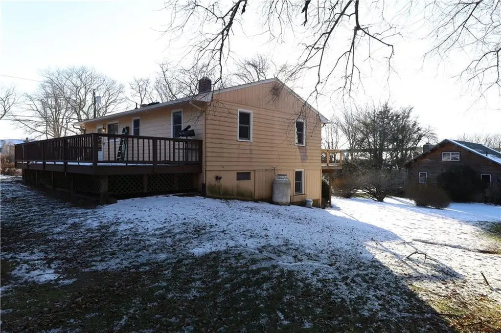 84 Neptune Street Jamestown RI 02835