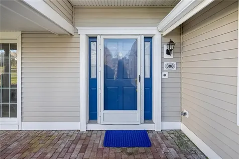 308 Corey Lane Middletown RI 02842