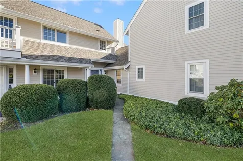 308 Corey Lane Middletown RI 02842