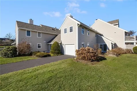 308 Corey Lane Middletown RI 02842