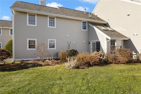 308 Corey Lane Middletown RI 02842