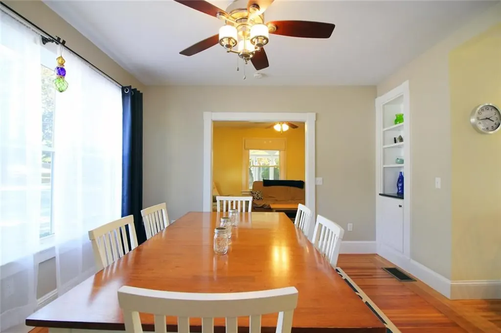 22 Bateman Avenue Newport RI 02840