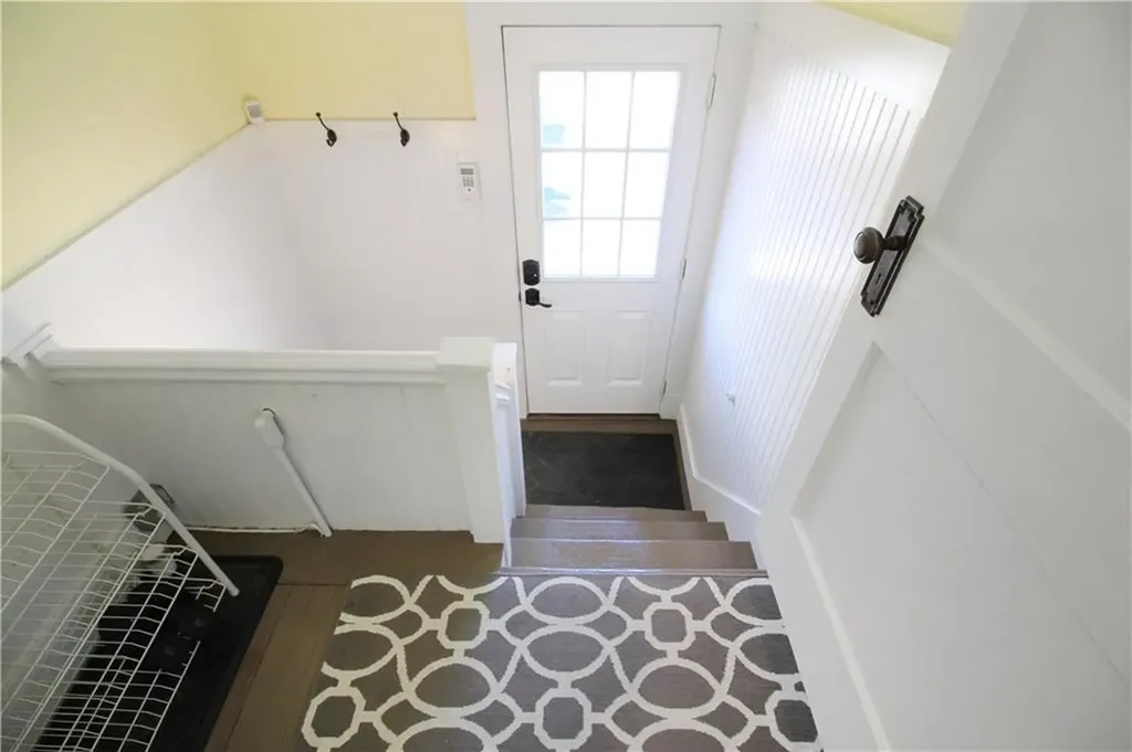 22 Bateman Avenue Newport RI 02840