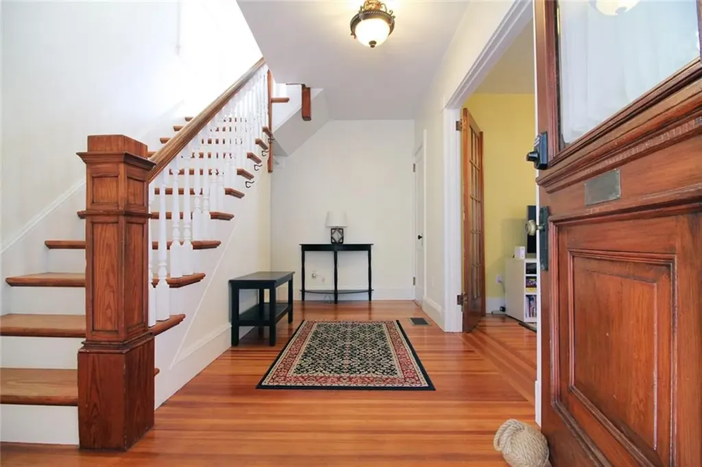 22 Bateman Avenue Newport RI 02840