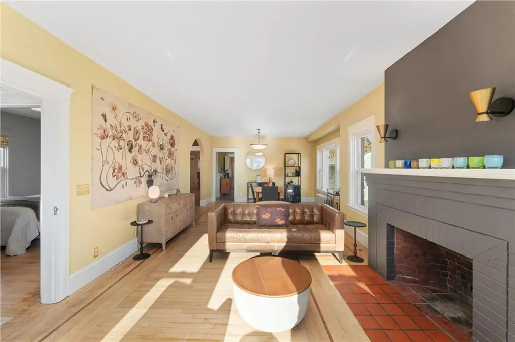 21 Keith Avenue Cranston RI 02910