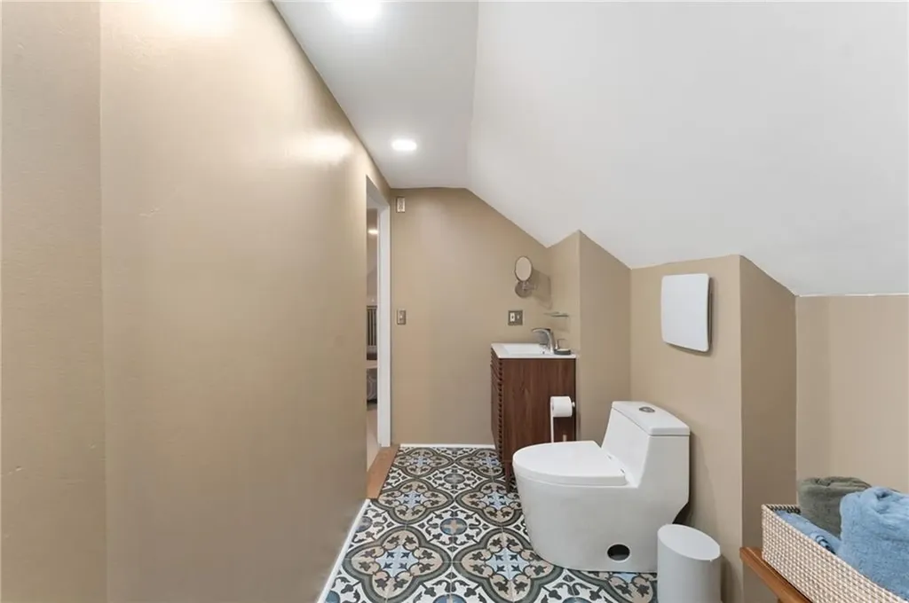 21 Keith Avenue Cranston RI 02910