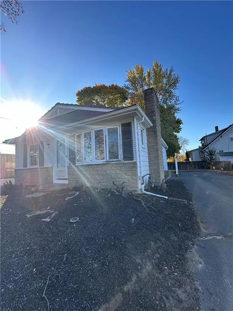 81 Wampanoag Trail East Providence RI 02915