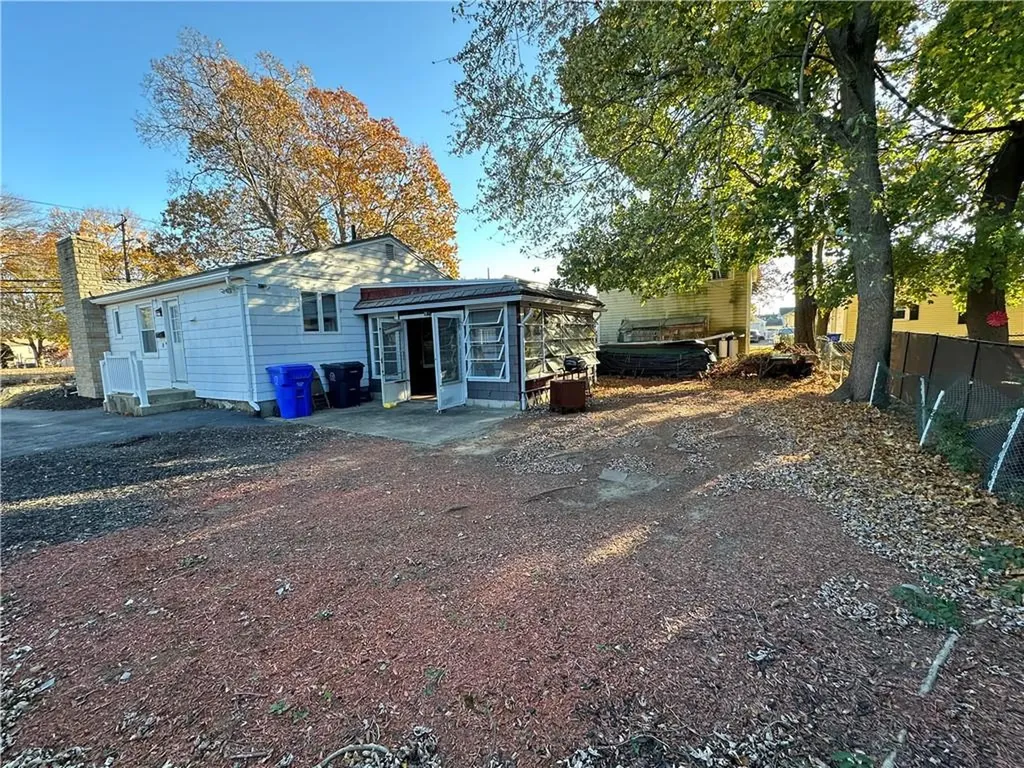 81 Wampanoag Trail East Providence RI 02915