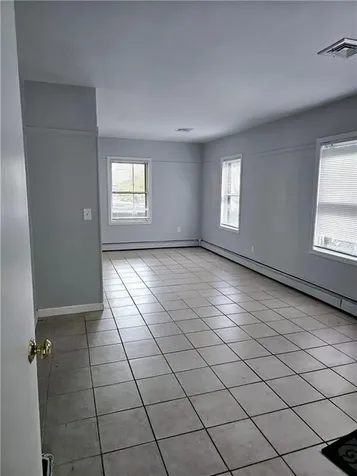 32 Sykes Street Warwick RI 02886