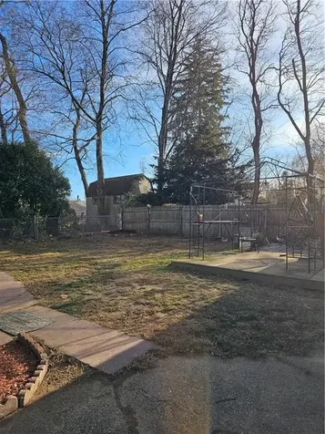 32 Sykes Street Warwick RI 02886