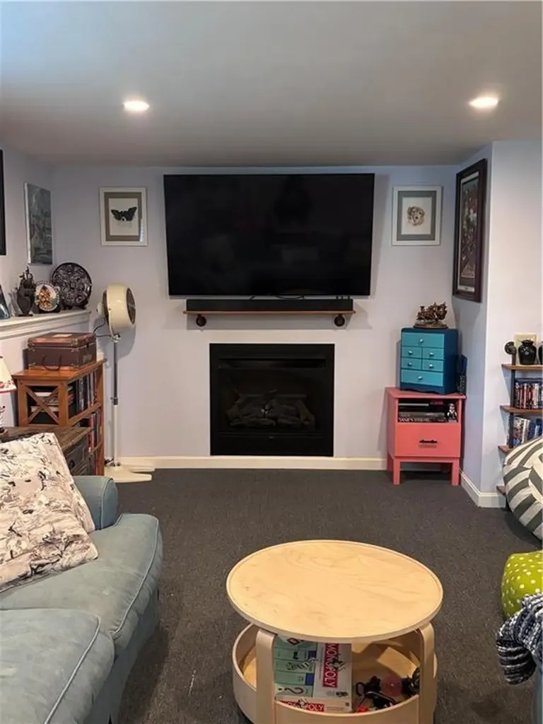 16 Fera Street North Providence RI 02904
