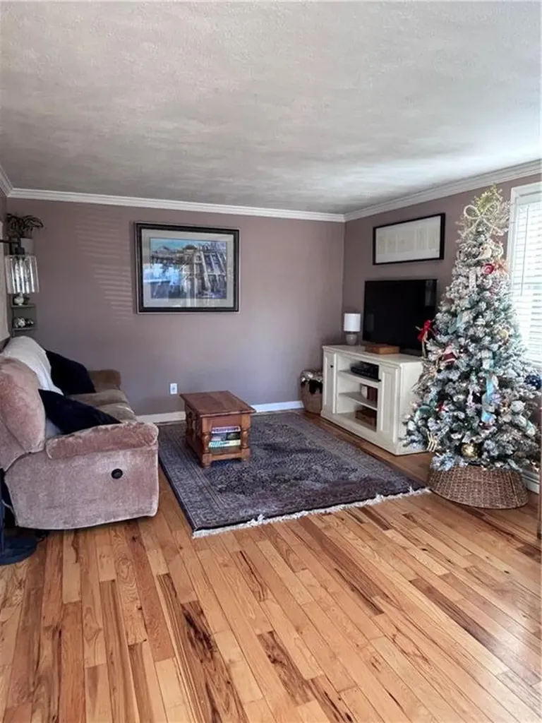 16 Fera Street North Providence RI 02904