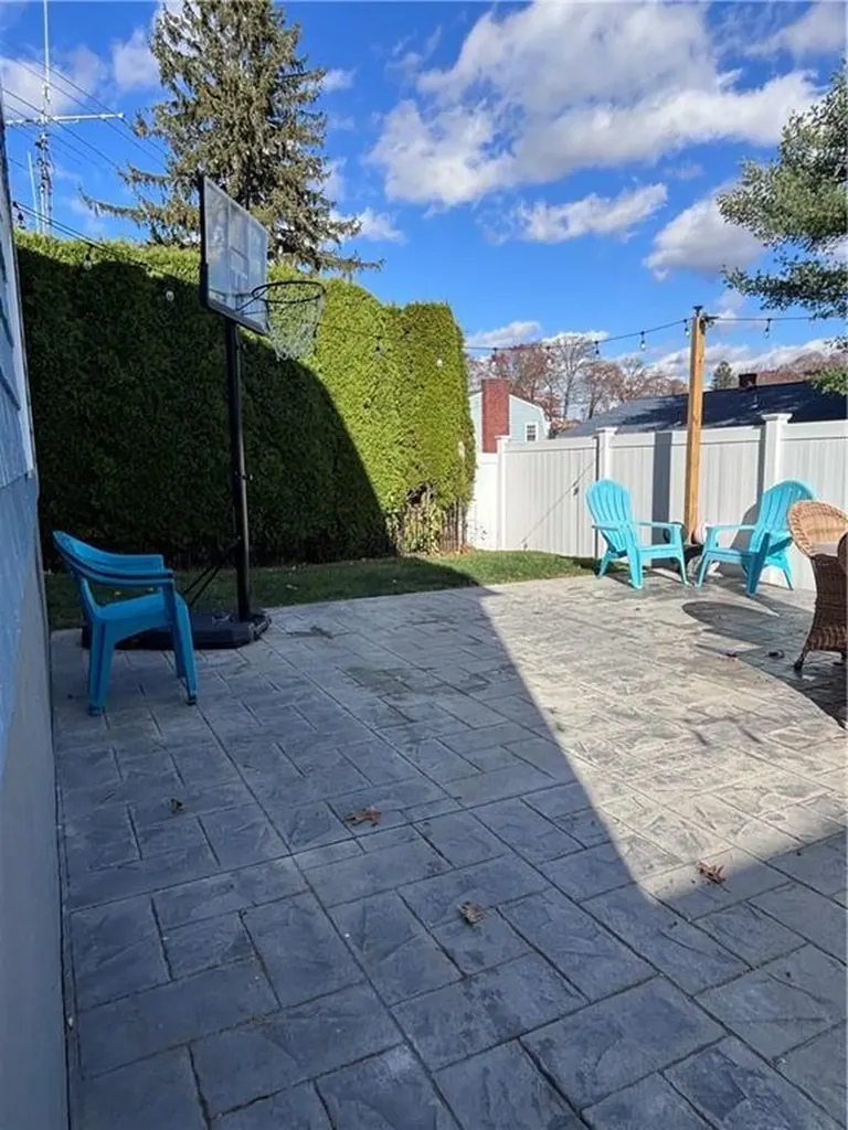 16 Fera Street North Providence RI 02904