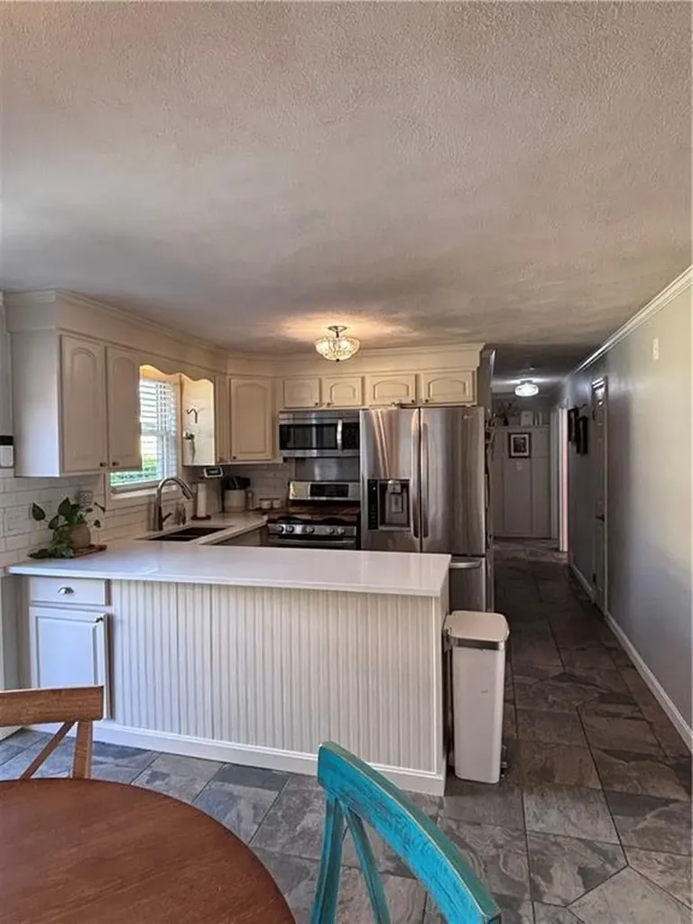 16 Fera Street North Providence RI 02904