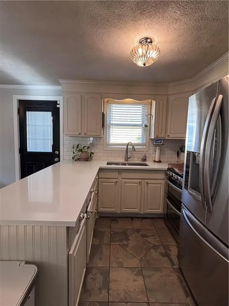 16 Fera Street North Providence RI 02904