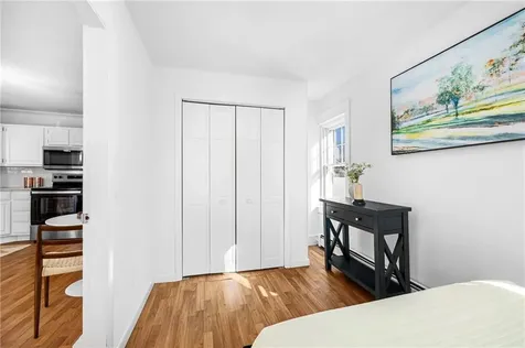 29 Hillcrest Avenue Warwick RI 02889