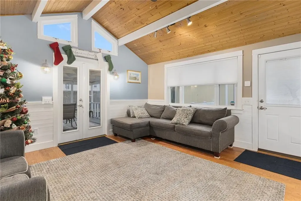 16 Princeton Avenue Coventry RI 02816
