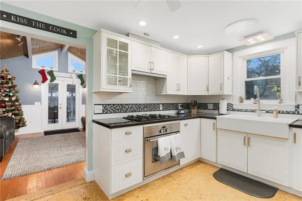 16 Princeton Avenue Coventry RI 02816