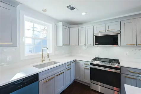 304 Branch Avenue Providence RI 02904