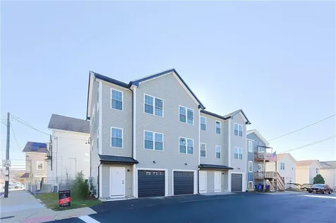 304 Branch Avenue Providence RI 02904