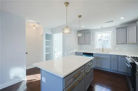 304 Branch Avenue Providence RI 02904