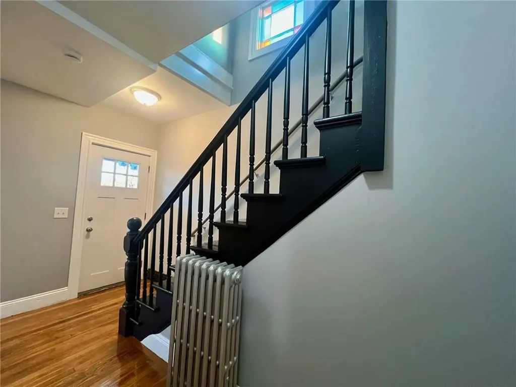 229 231 Narragansett Avenue Providence RI 02907