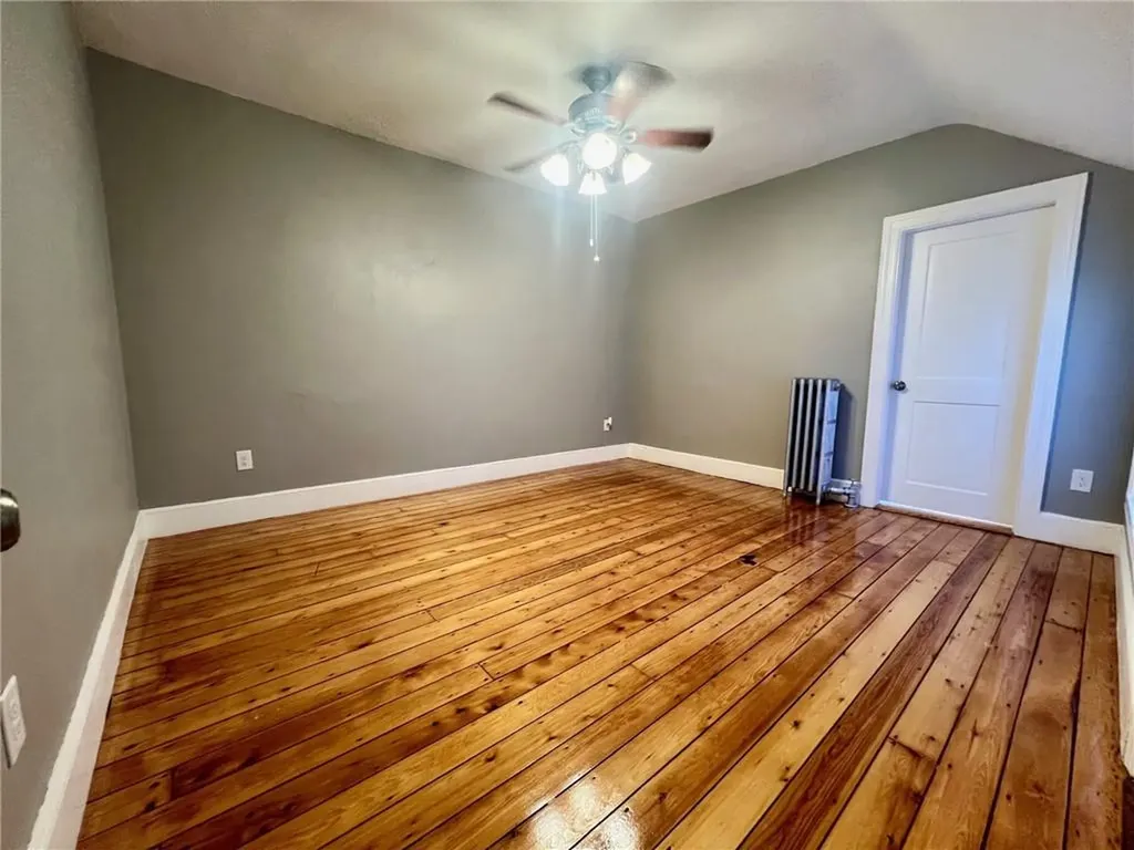 229 231 Narragansett Avenue Providence RI 02907