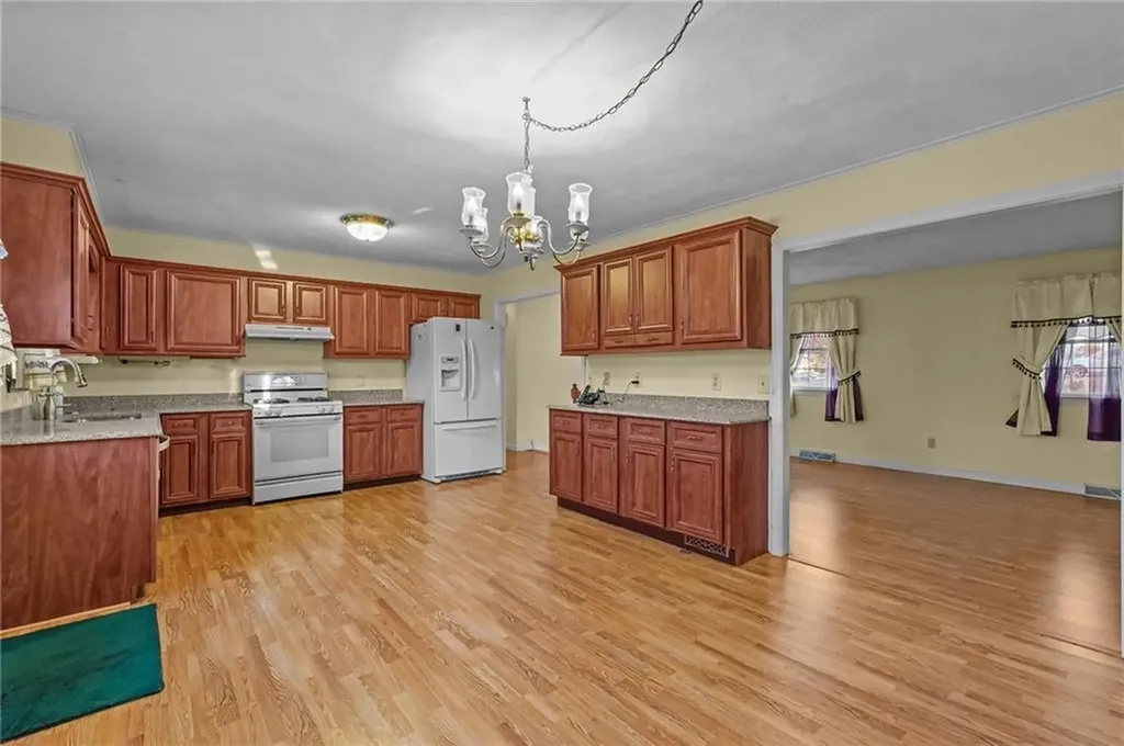 19 Lancer Lane West Warwick RI 02893