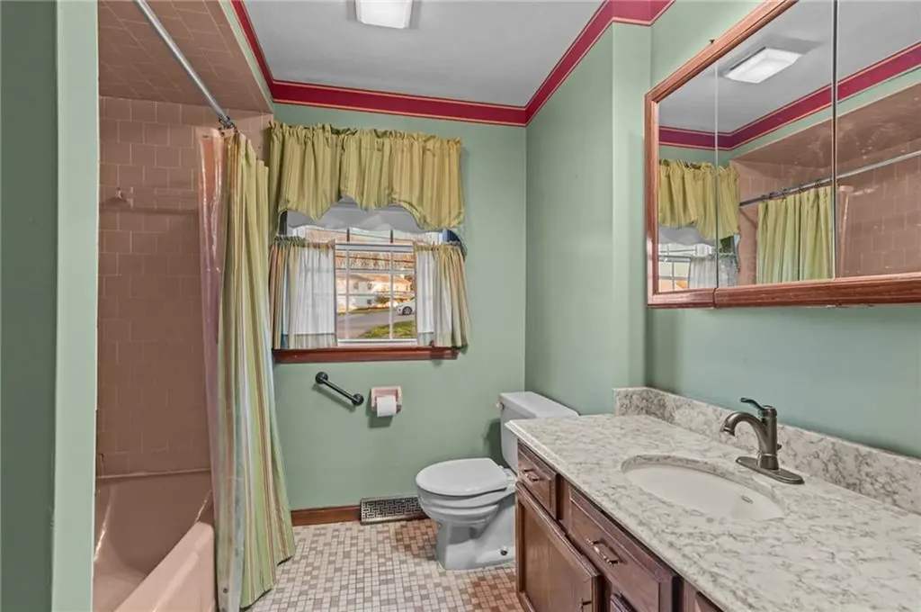 19 Lancer Lane West Warwick RI 02893