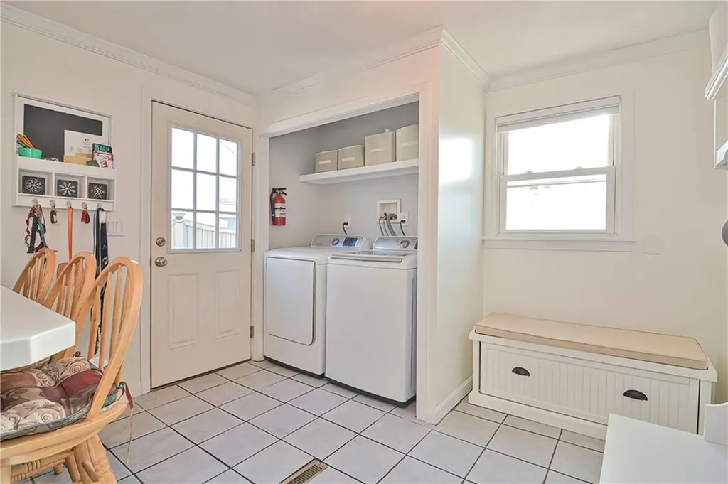 15 Kirk Drive Pawtucket RI 02861