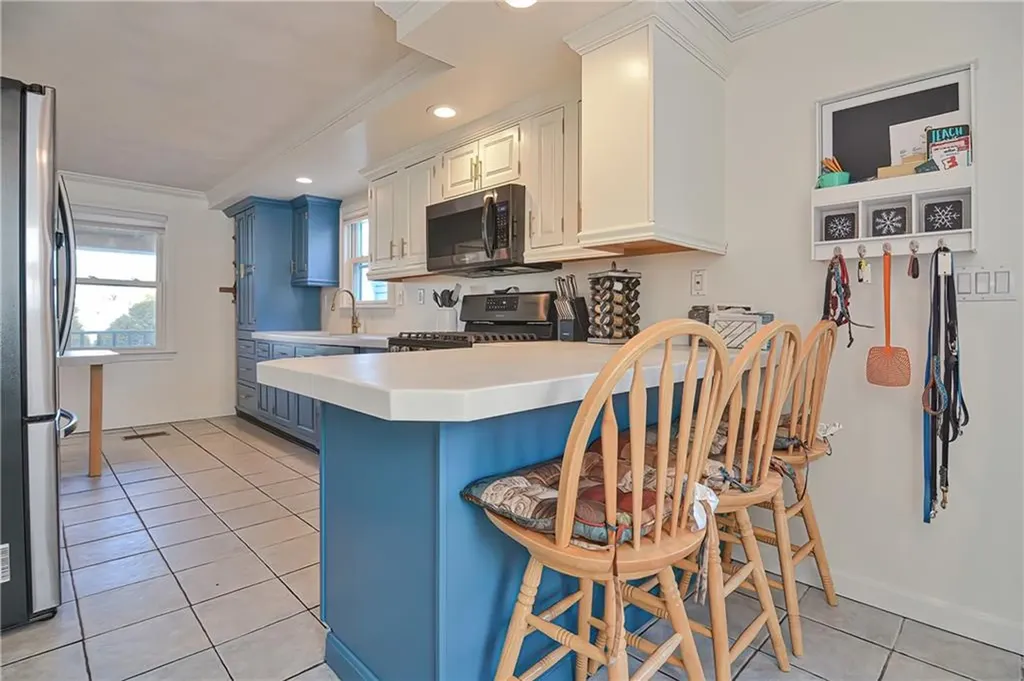 15 Kirk Drive Pawtucket RI 02861