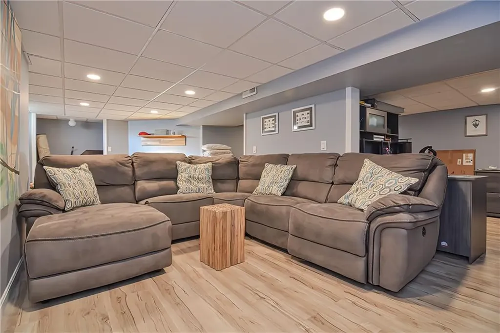 15 Kirk Drive Pawtucket RI 02861