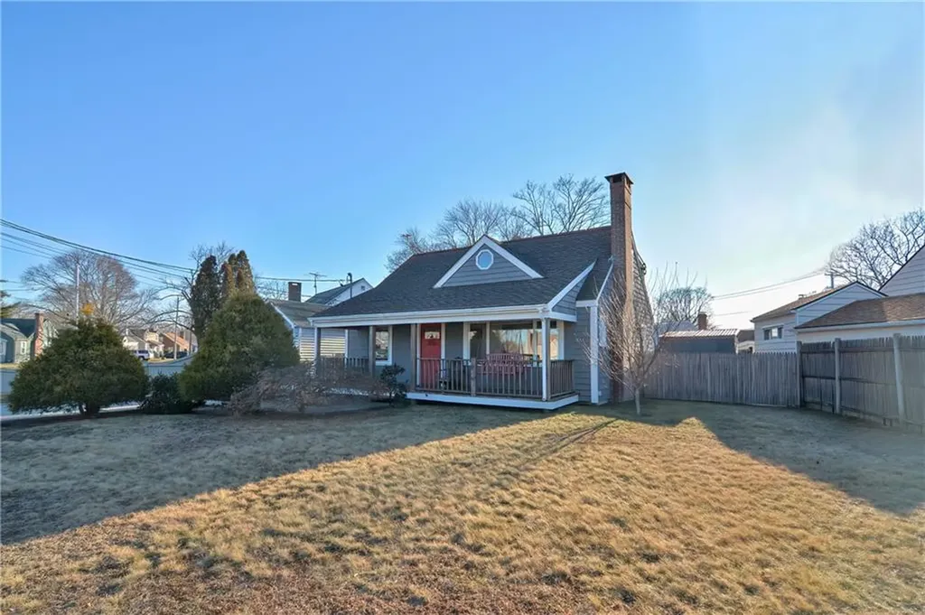 15 Kirk Drive Pawtucket RI 02861
