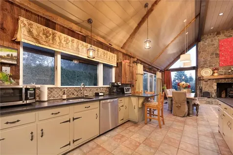 59 Phillips Lane Glocester RI 02829