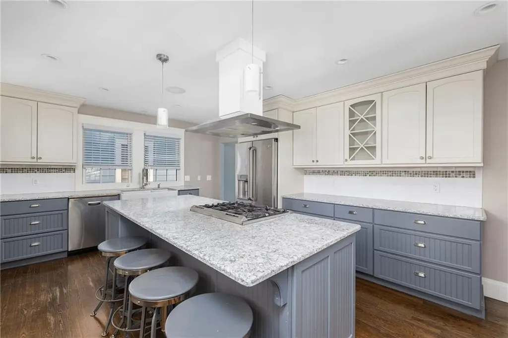 4 Sherman Street Newport RI 02840