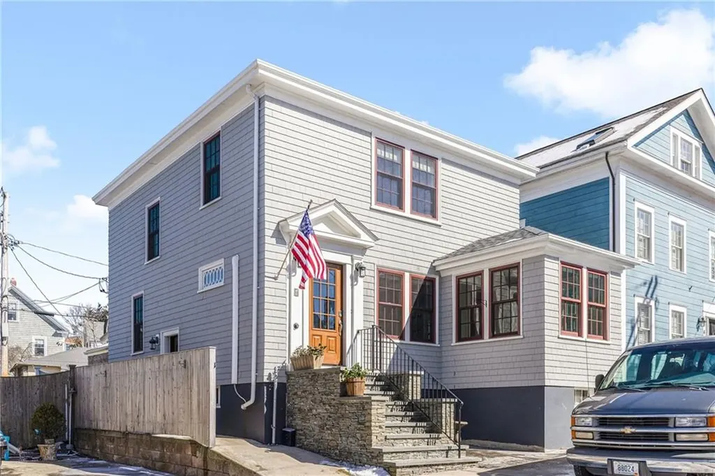 4 Sherman Street Newport RI 02840
