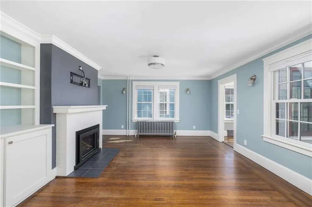 4 Sherman Street Newport RI 02840