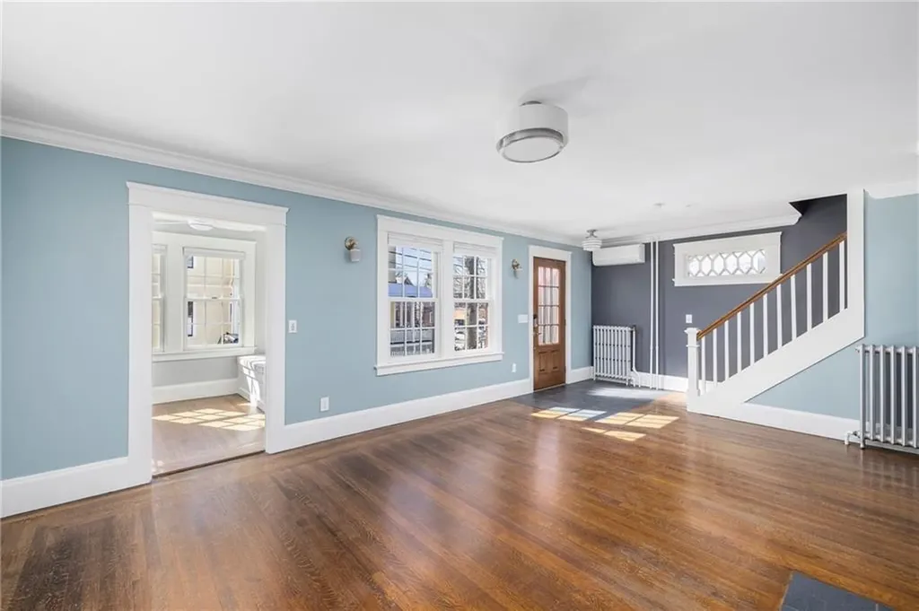 4 Sherman Street Newport RI 02840