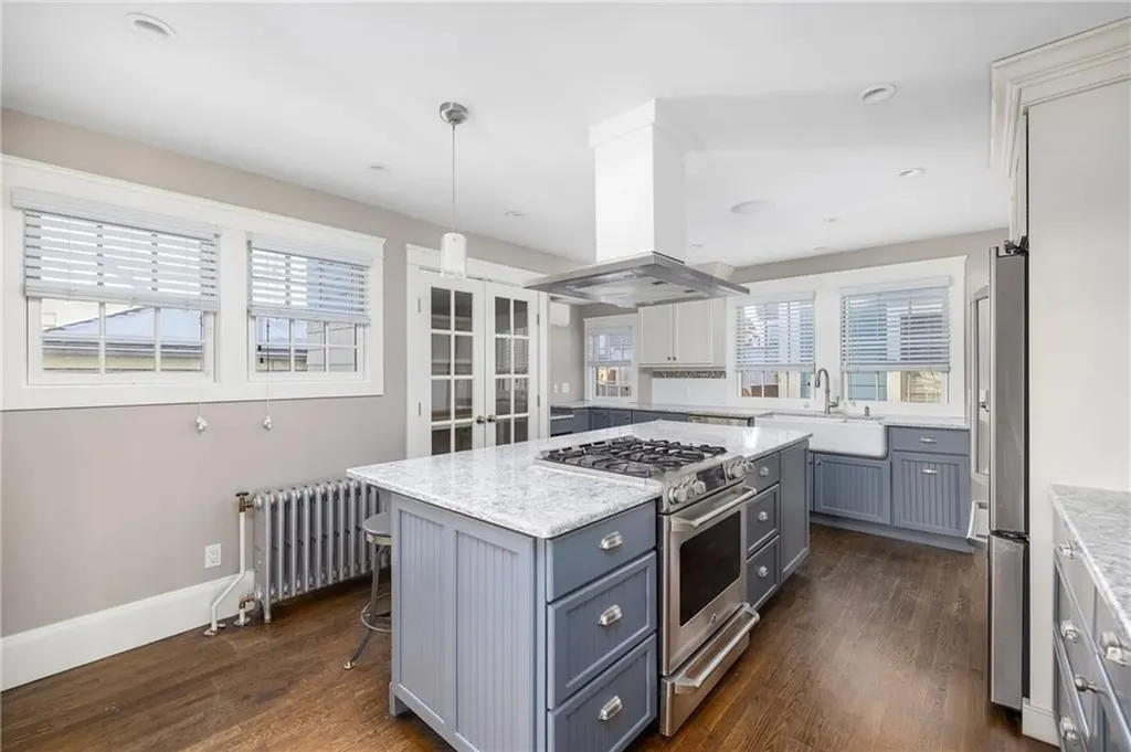 4 Sherman Street Newport RI 02840
