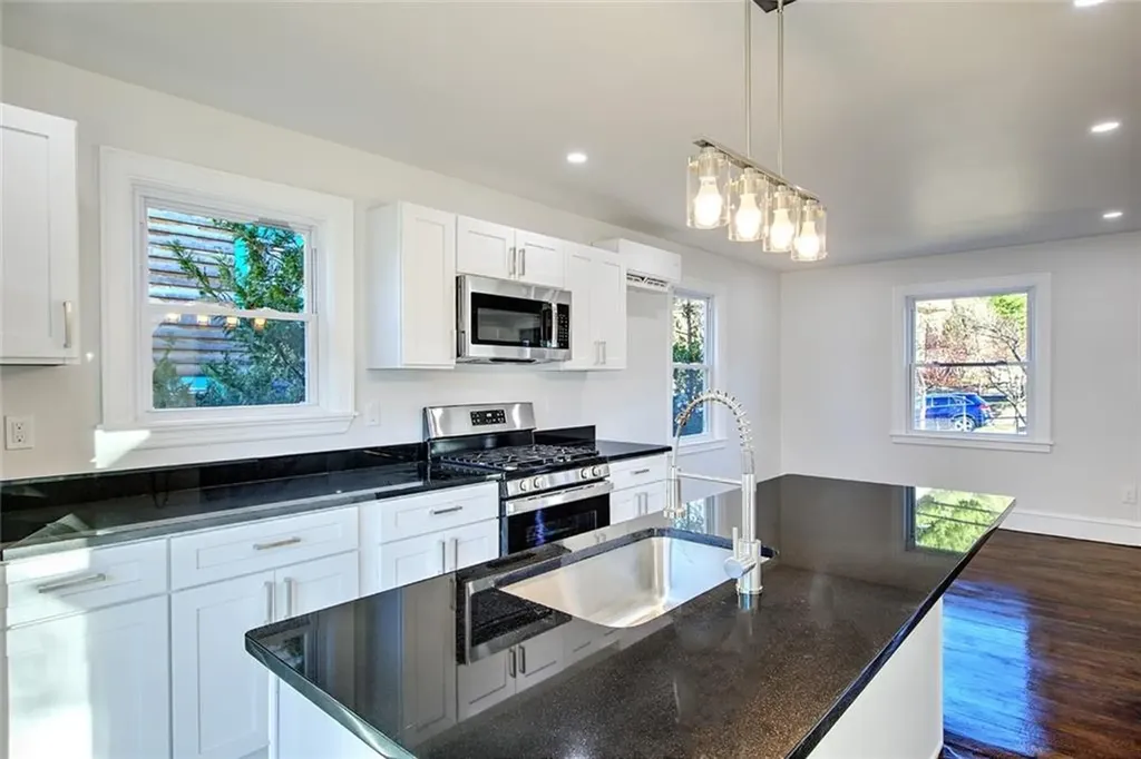 260 Camp Street Providence RI 02906