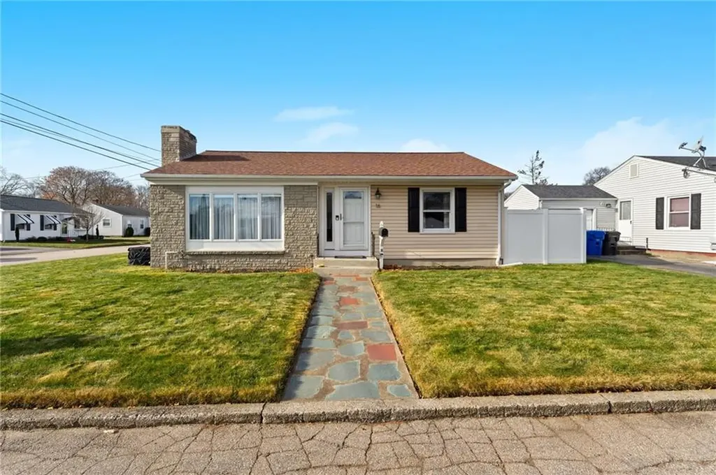 16 Fern Drive East Providence RI 02916