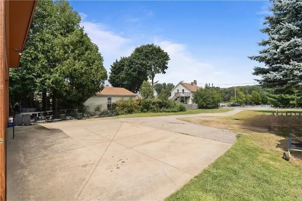 21 Garrison Street Cranston RI 02920