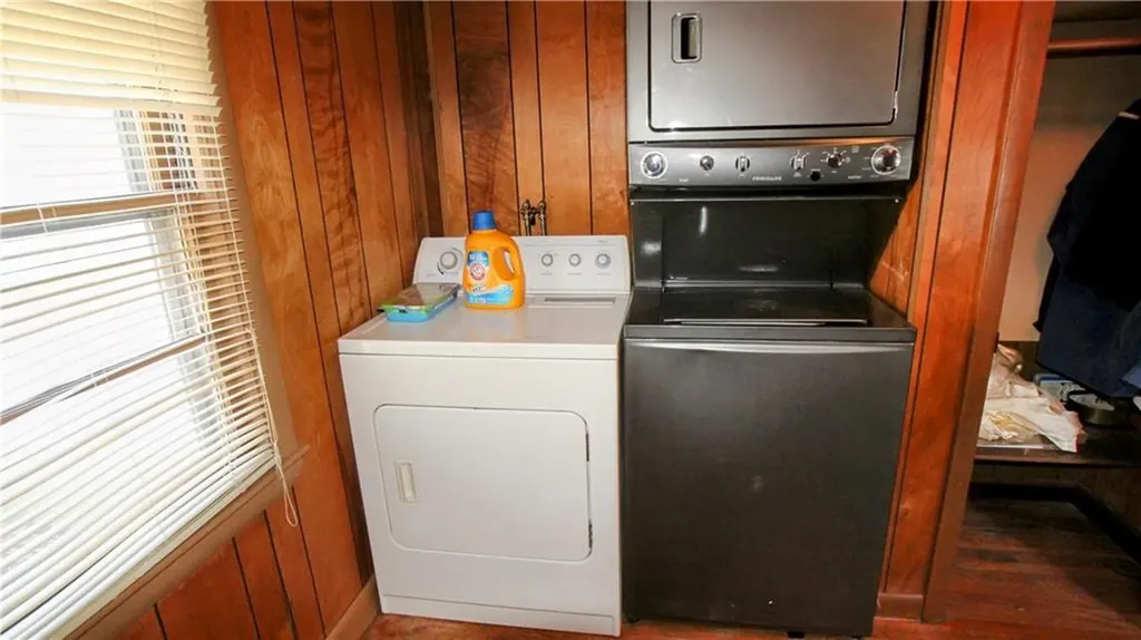 21 Garrison Street Cranston RI 02920